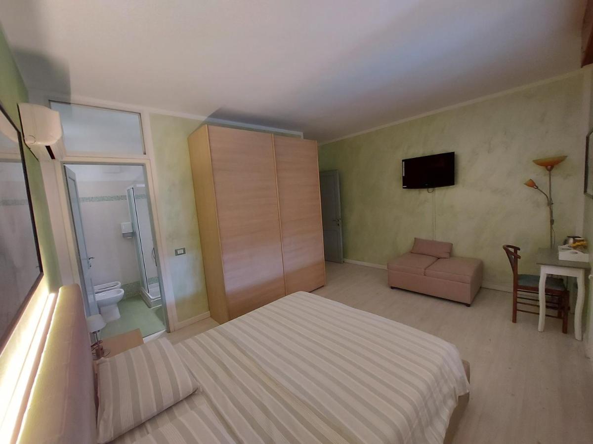 B&B Desenzano Desenzano del Garda Exterior foto