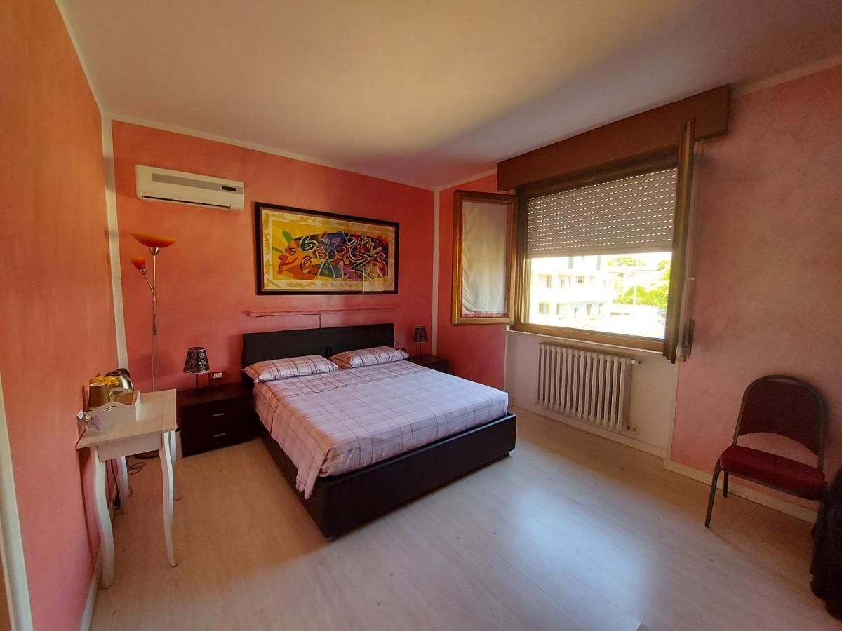 B&B Desenzano Desenzano del Garda Exterior foto