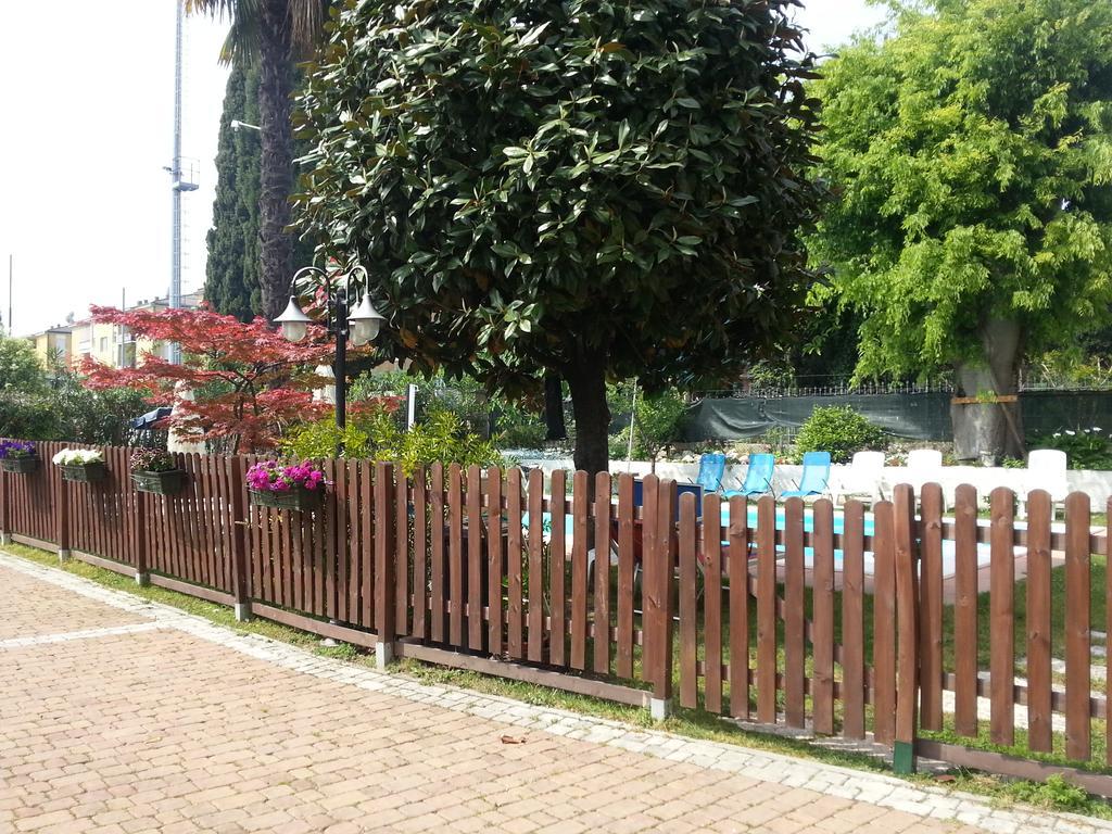 B&B Desenzano Desenzano del Garda Exterior foto